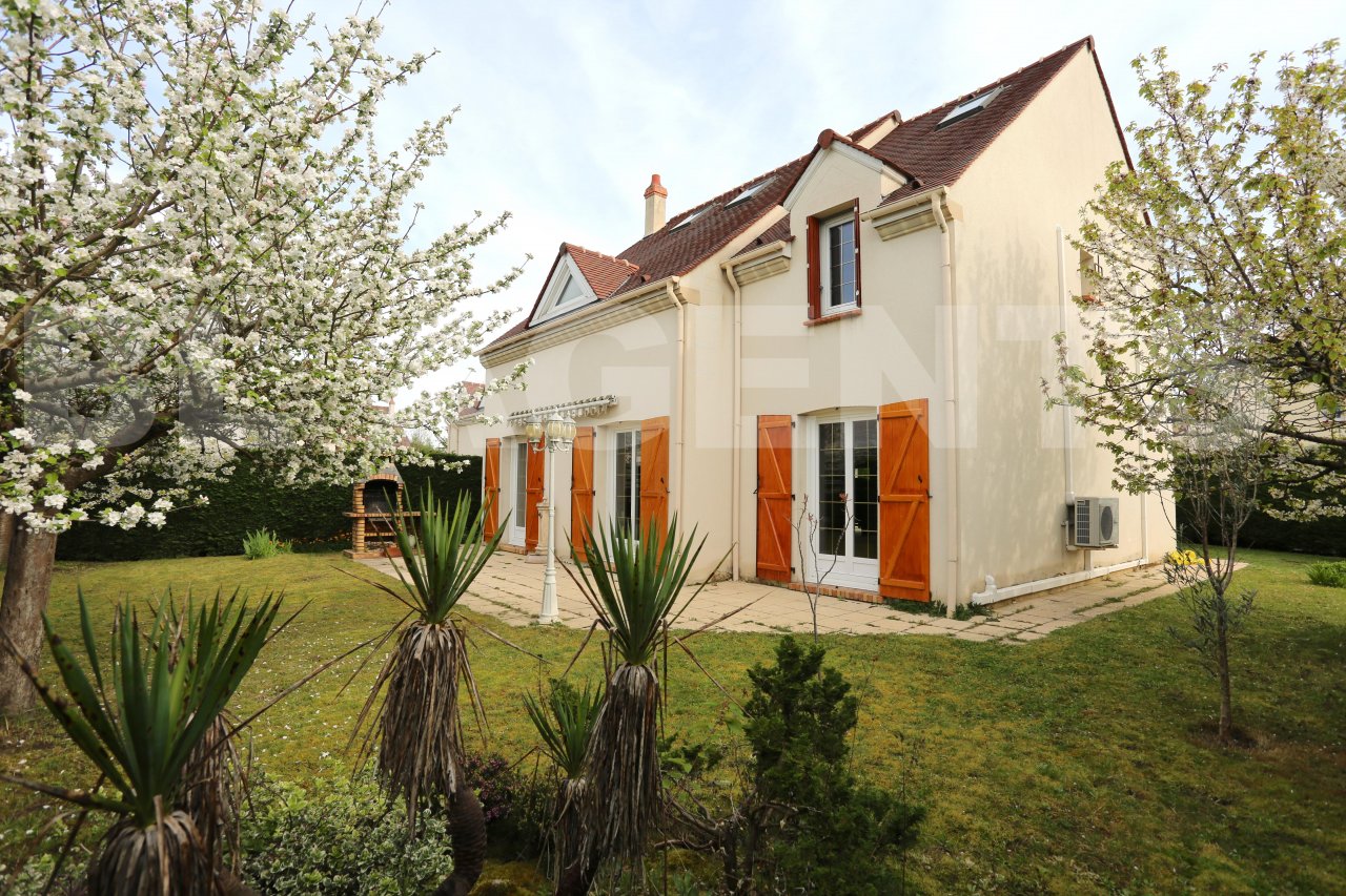Vente Maison 160m² 5 Pièces à Marolles-en-Brie (94440) - Bl Agents Immobiliers